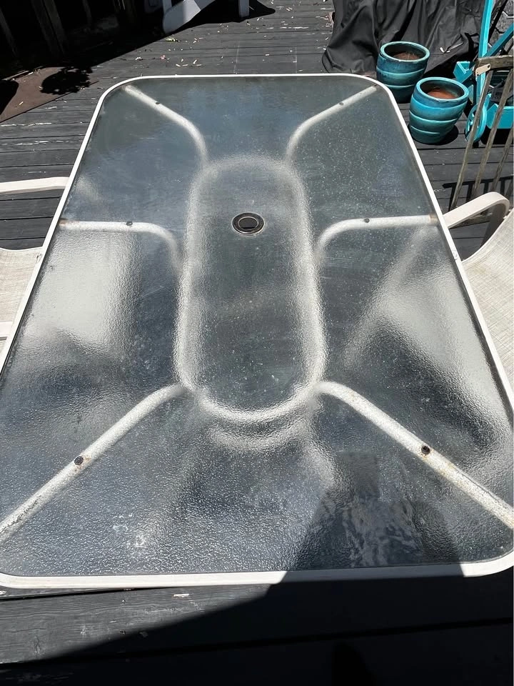 Outdoor dining table - photo 3