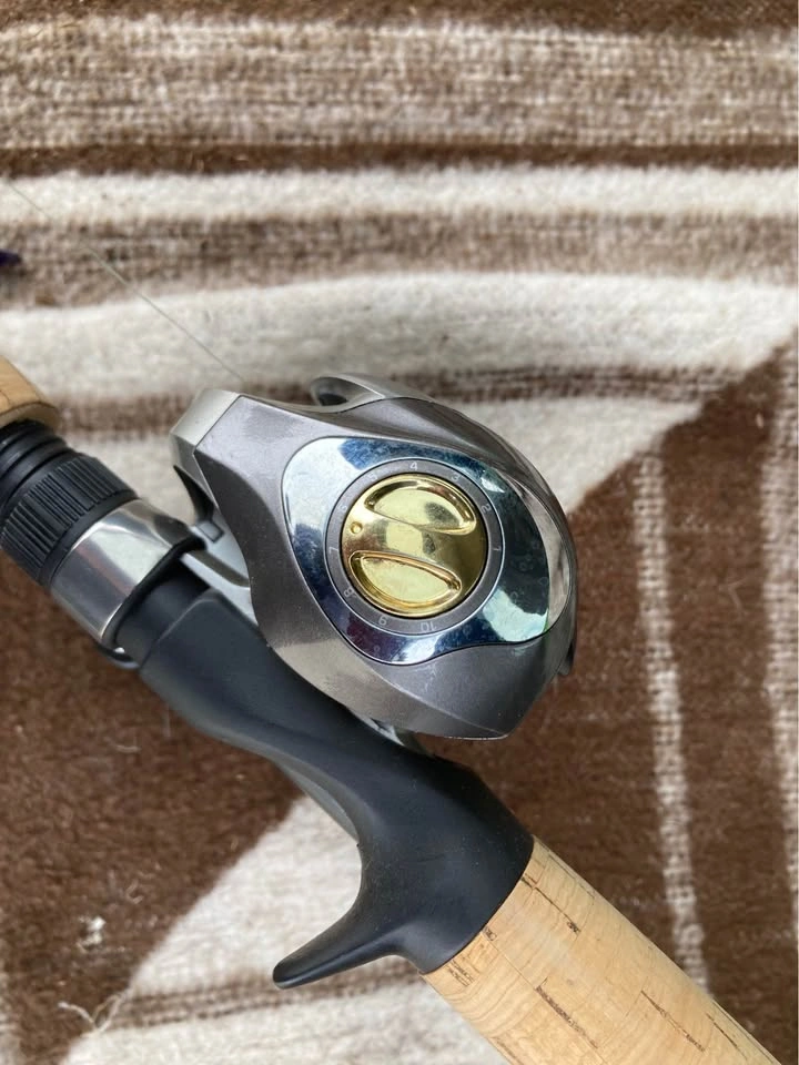Quantum Octane Bait Casting Reel with 6’ 6” Graphite Rod - photo 4