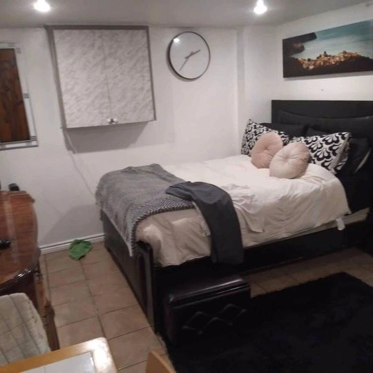 1 Bed 2 Baths Apartment