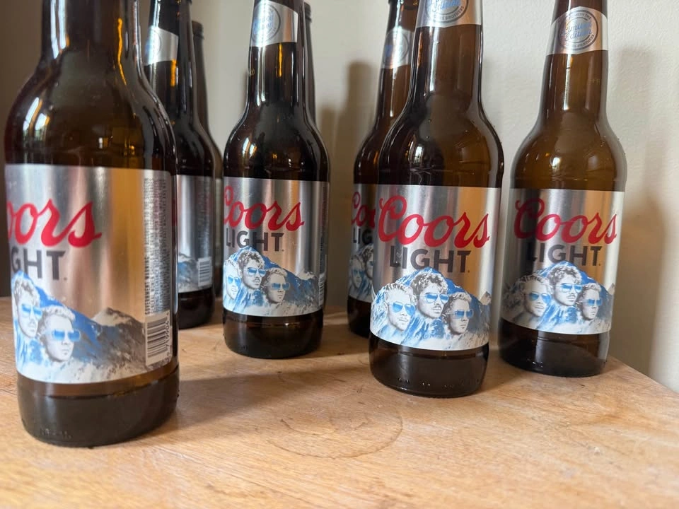 Limited edition Jonas Brother Coors Light bottles - photo 3