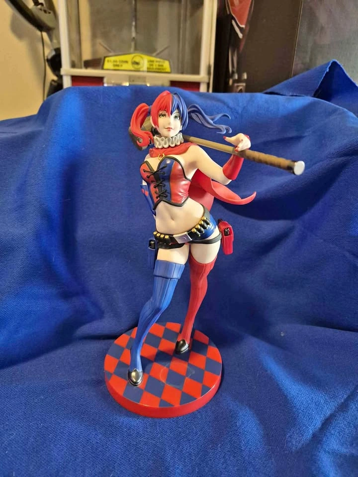 Official Bishoujo Harley Quinn
