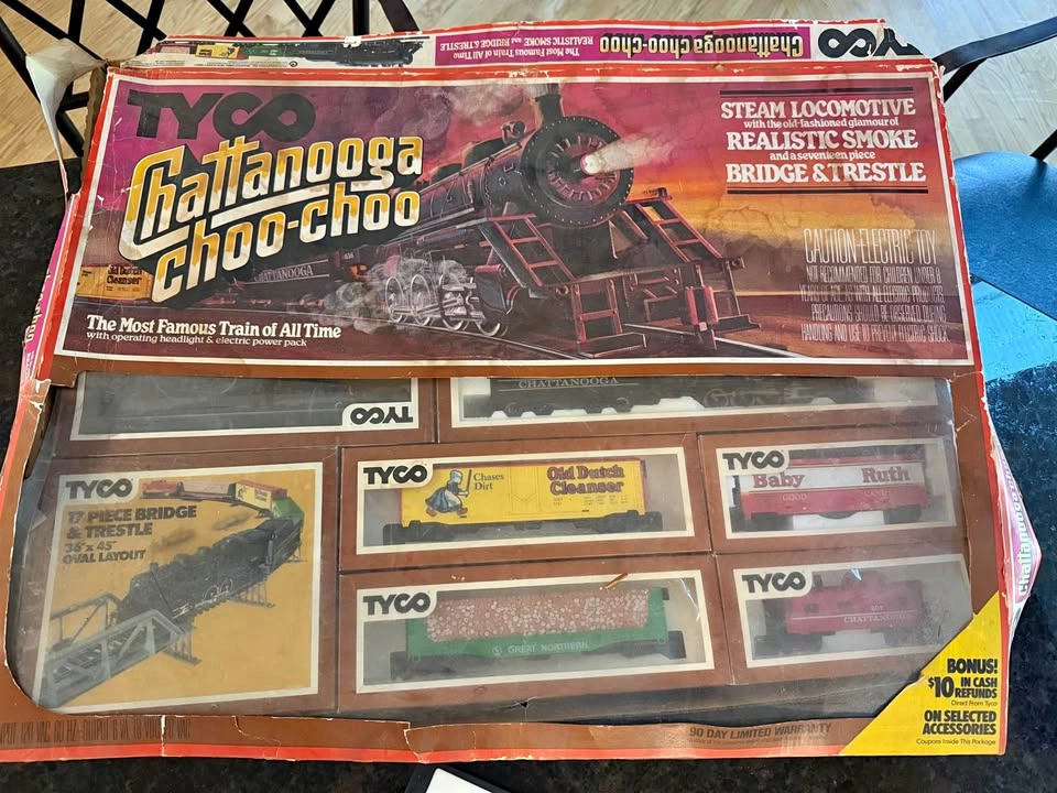 Vintage Chattanooga choo-choo train set