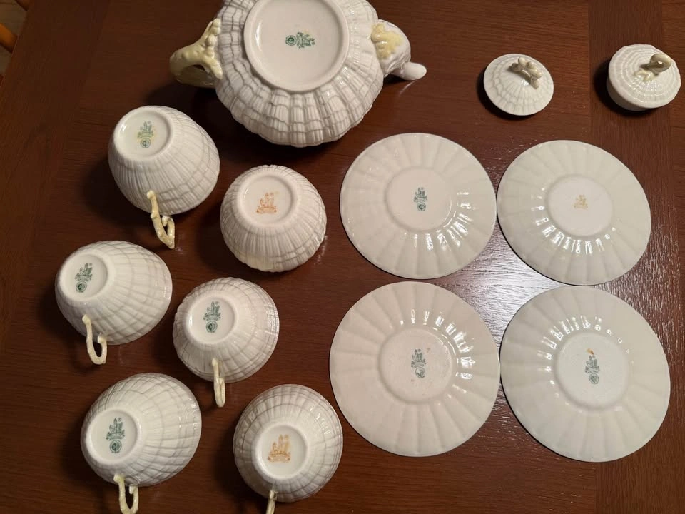Belleek Pottery Ireland - Limpet Yellow Tea Set, 11 Pieces - photo 4