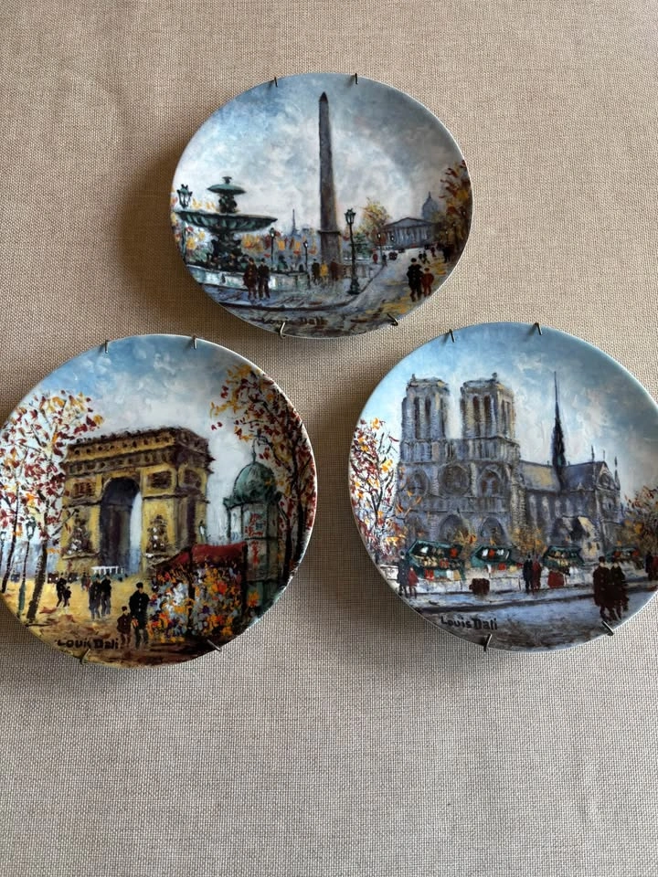 Louis Dali Limoges Parisian scenes decorative plates - photo 2