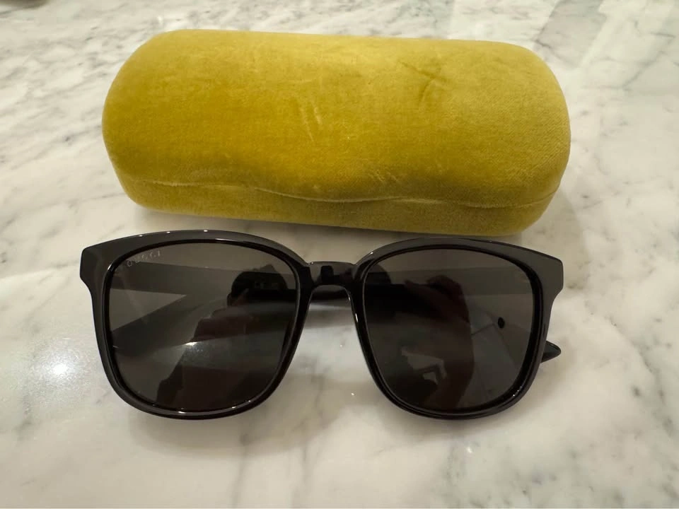 Gucci Black Square Sunglasses - photo 2