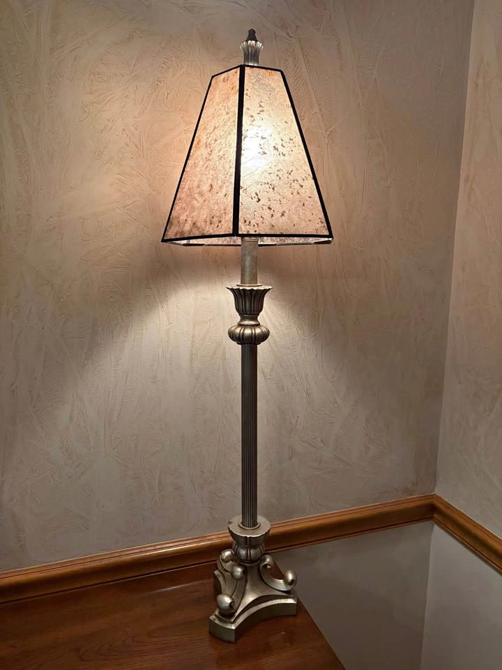 Silver buffet table lamp