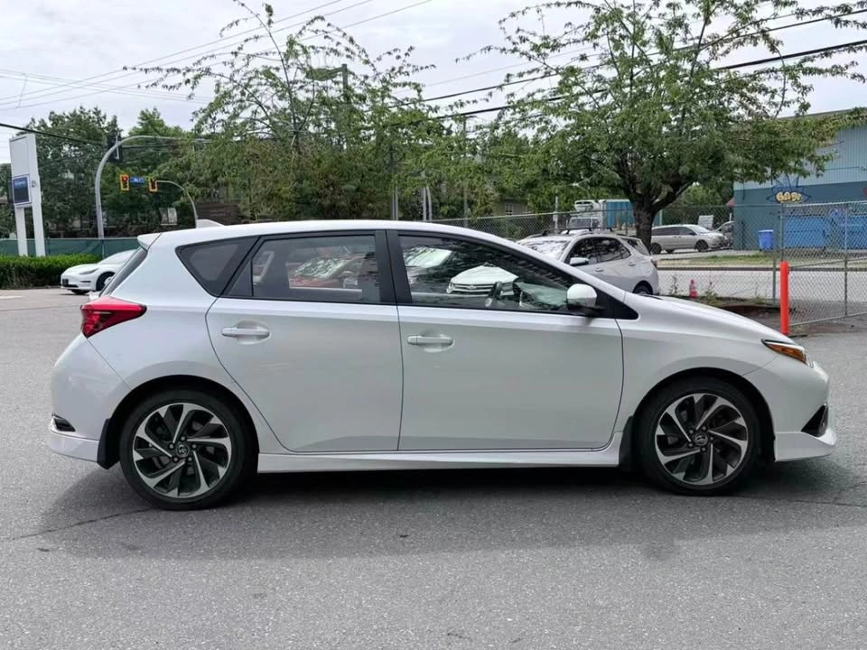 2017 Toyota COROLLA iM - photo 3