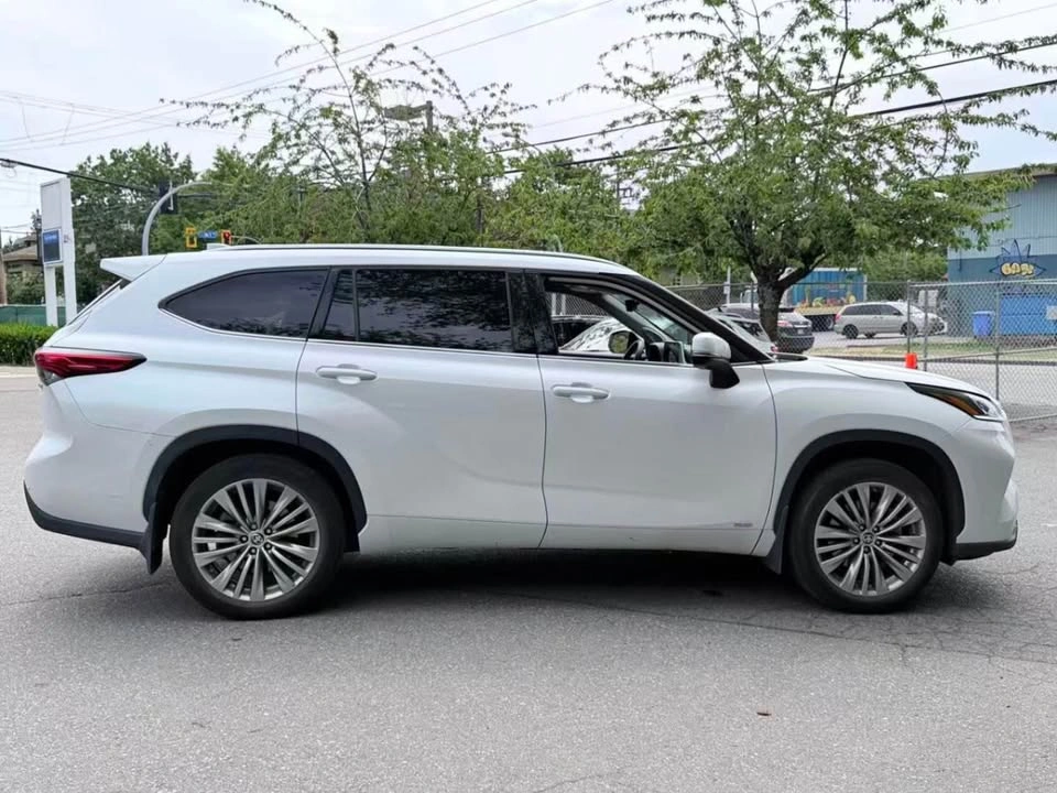 2023 Toyota Highlander - photo 4