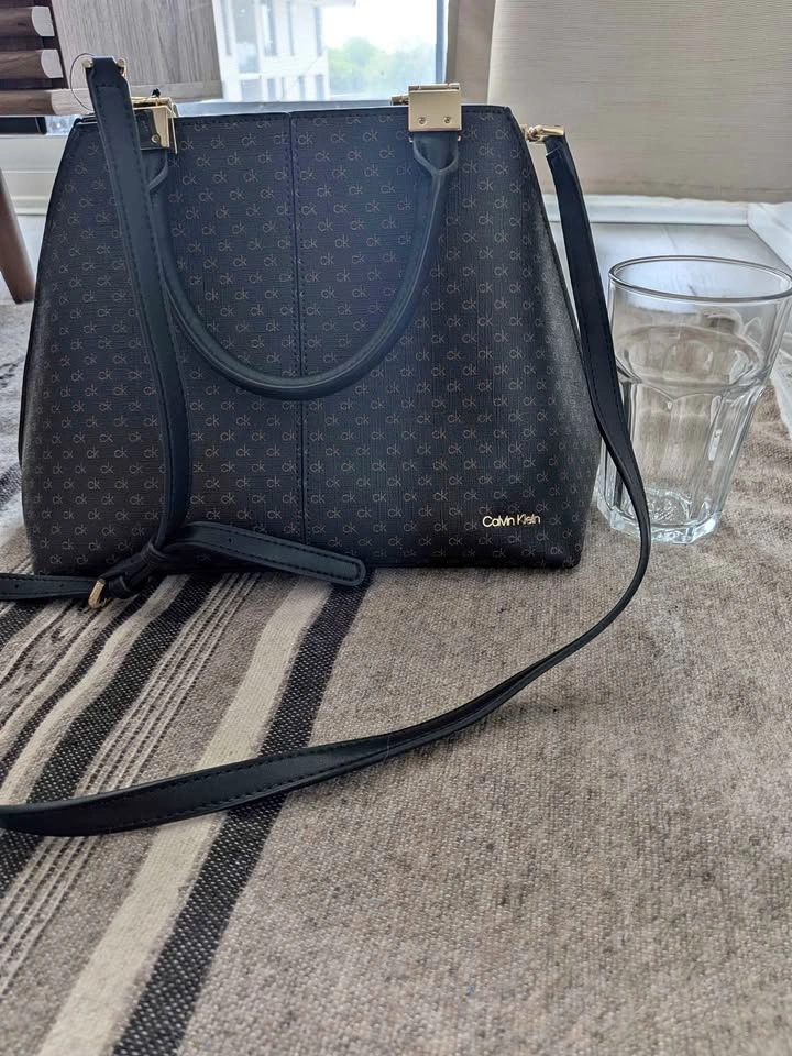 Calvin Klein Womens Granite Signature Satchel