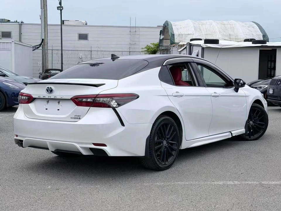 2022 Toyota Camry - photo 4