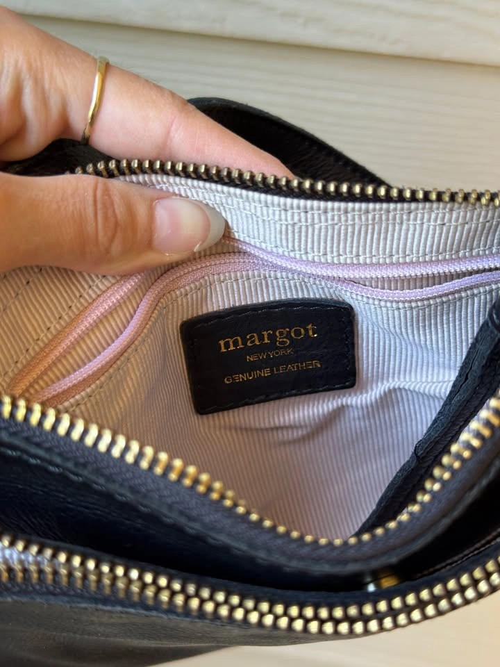 Margot Adjustable Shoulder / Crossbody Bag in Black Leather - photo 5