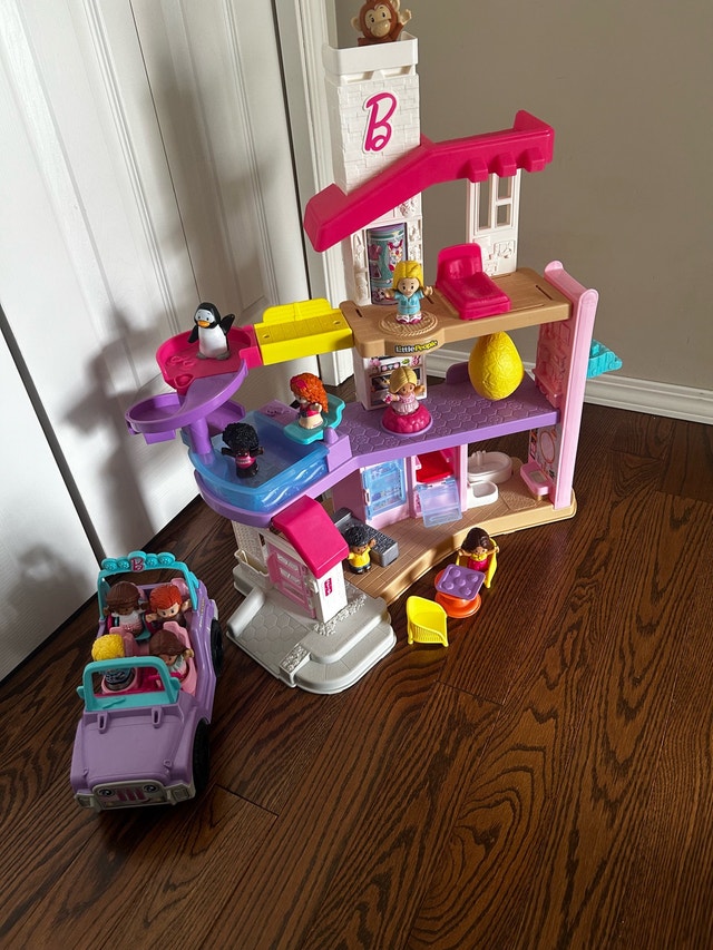Fisher-Price Little People Barbie House and Jeep