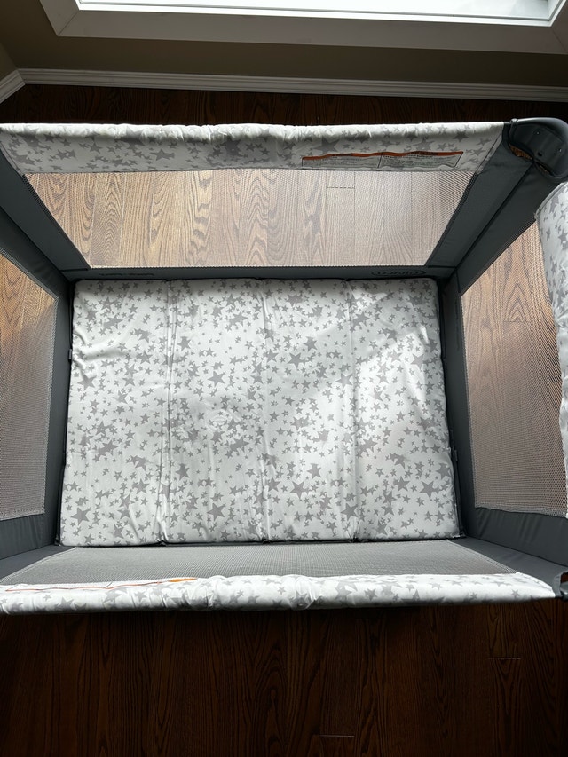 Graco Pack N Play - photo 3