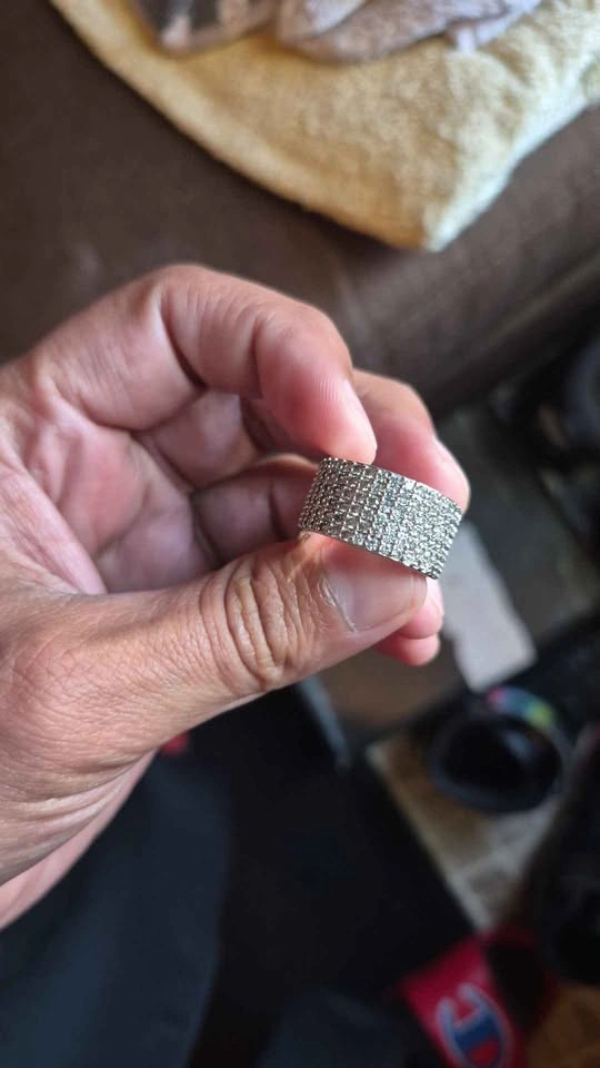 925 Sterling Silver Iced Out Band Ring Size 8.5 - photo 2