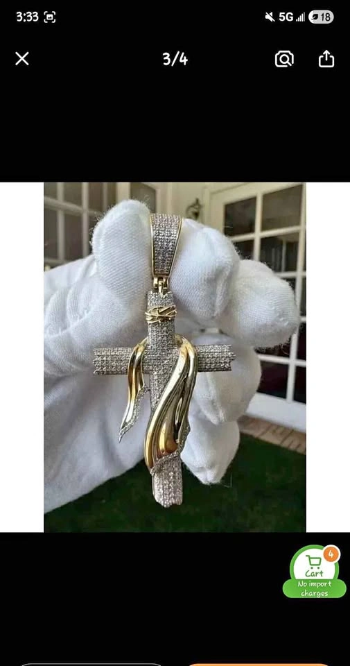 925 Sterling Silver 2ct Moissanite Cross Pendant