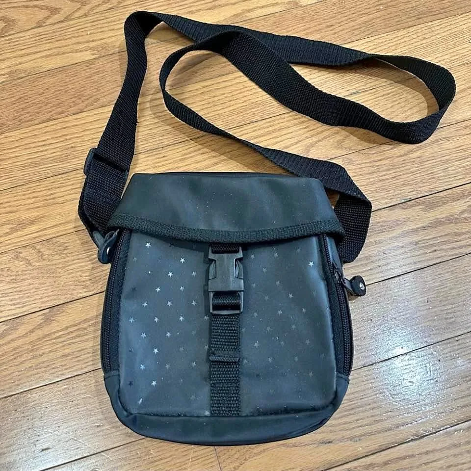 Y2K Black Crossbody Buckled Star Purse thumbnail