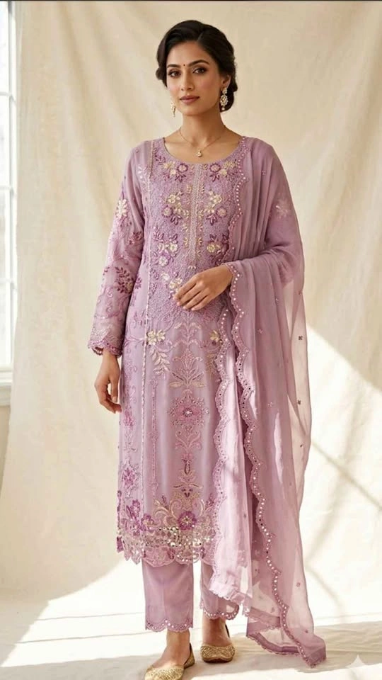Beautiful MARIA.B inspired suit