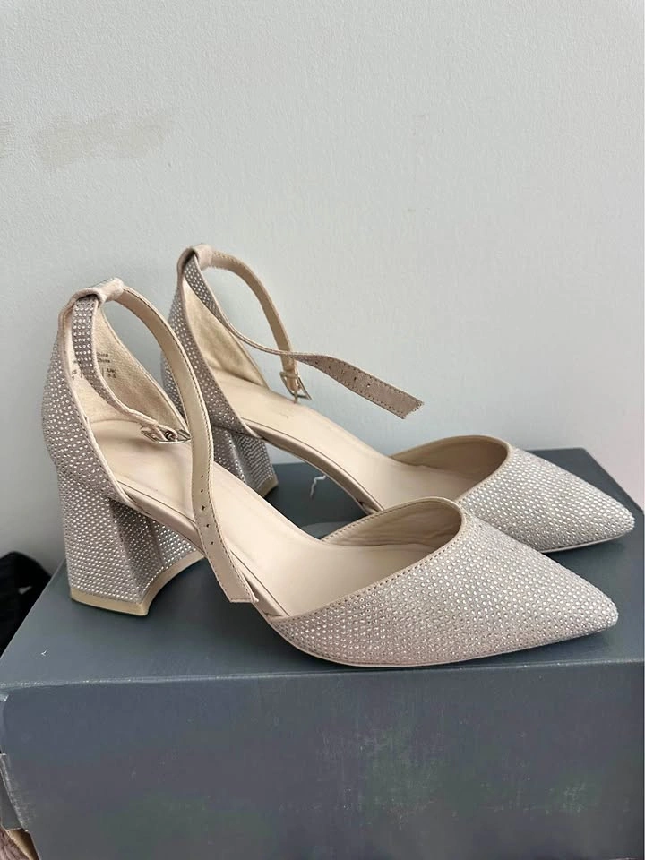 Elegant Rhinestone Heels – Worn Once for Graduation - size 8