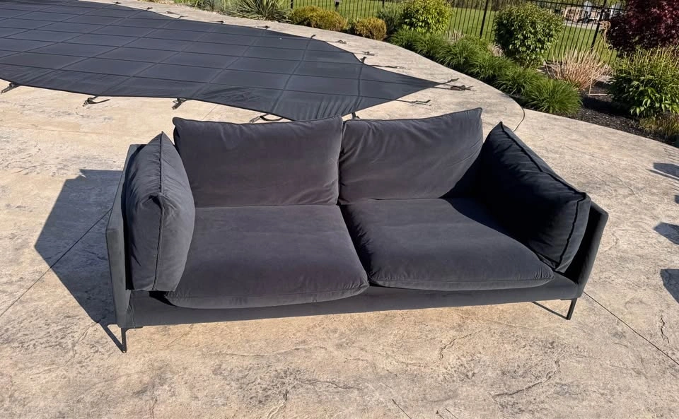 Blue suede couch - photo 2