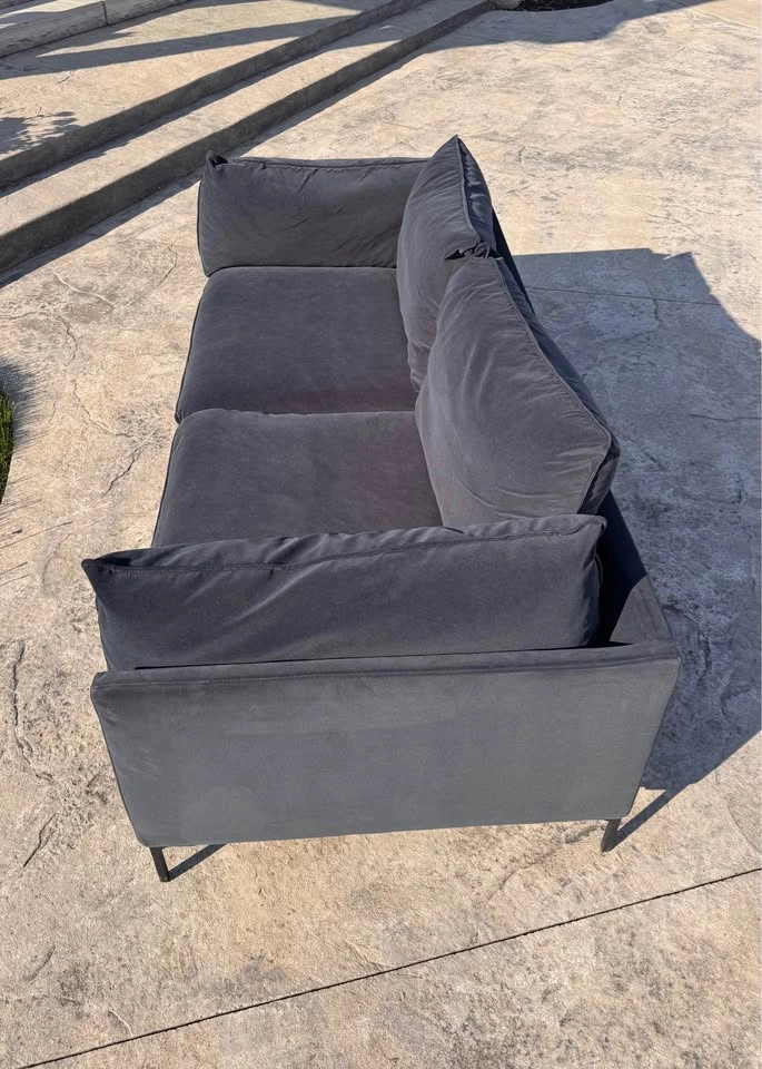 Blue suede couch - photo 4