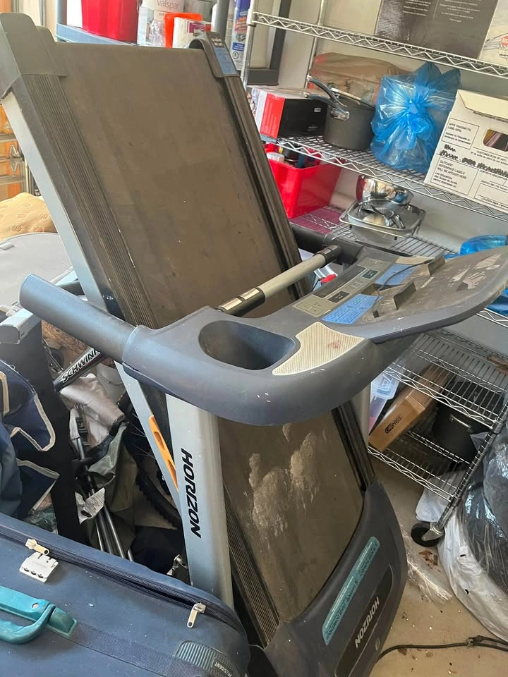 Horizon Foldable Treadmill - photo 3