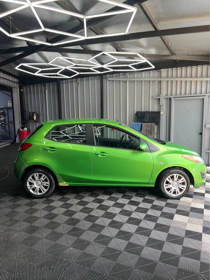 2012 Mazda Mazda2 · Sport Hatchback 4D - photo 3
