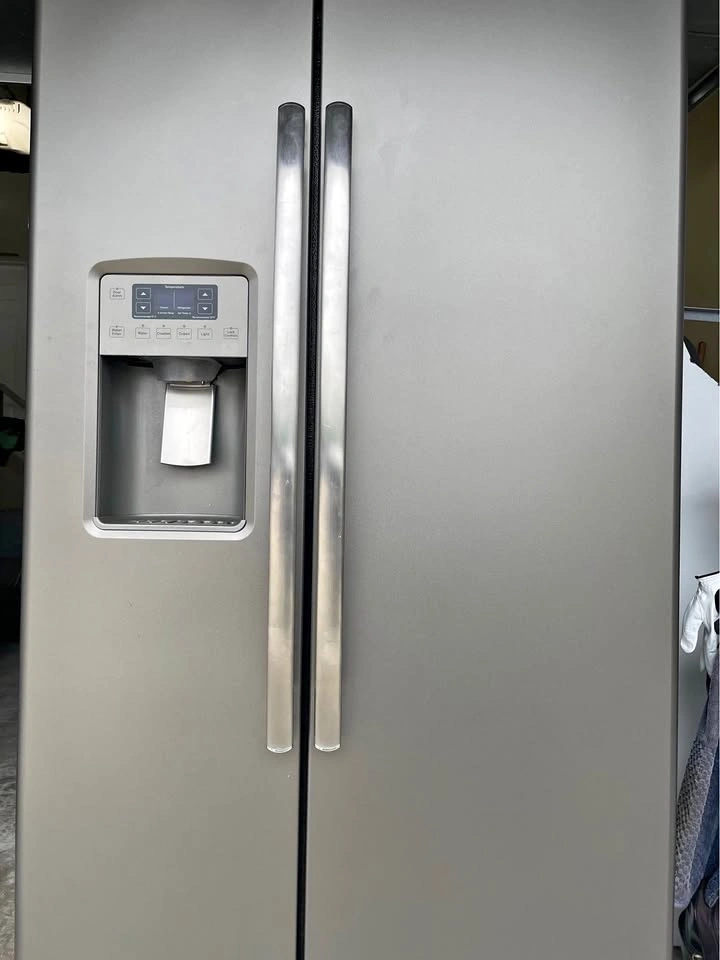 GE Profile Refrigerator