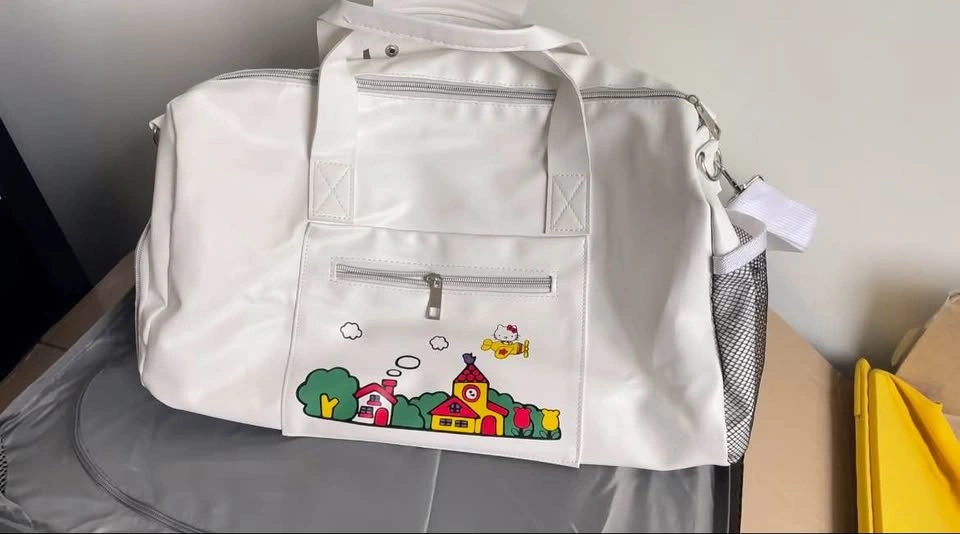 Hello Kitty Travel Bag - photo 3