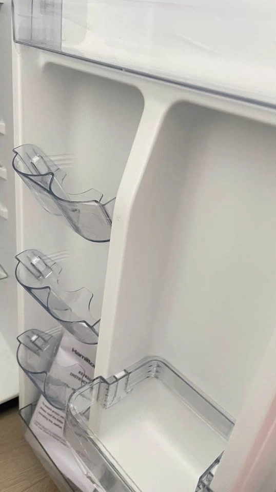 Got a mini fridge for sale in Waterloo - photo 3