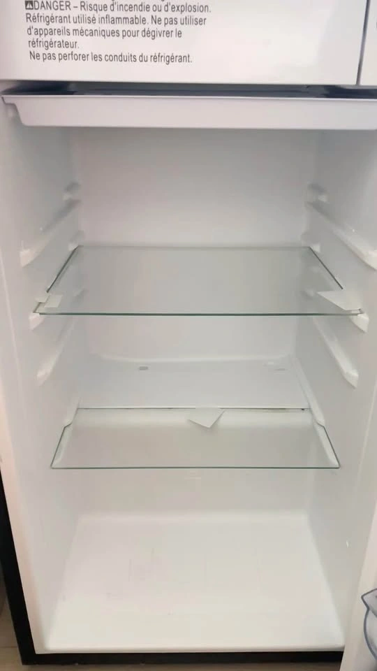 Got a mini fridge for sale in Waterloo - photo 4