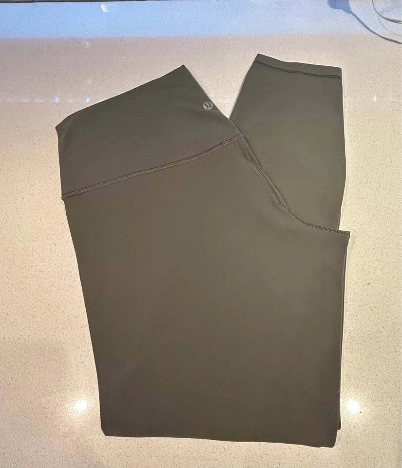 Lululemon Align™ High-Rise Pant 25" size 12 - photo 4