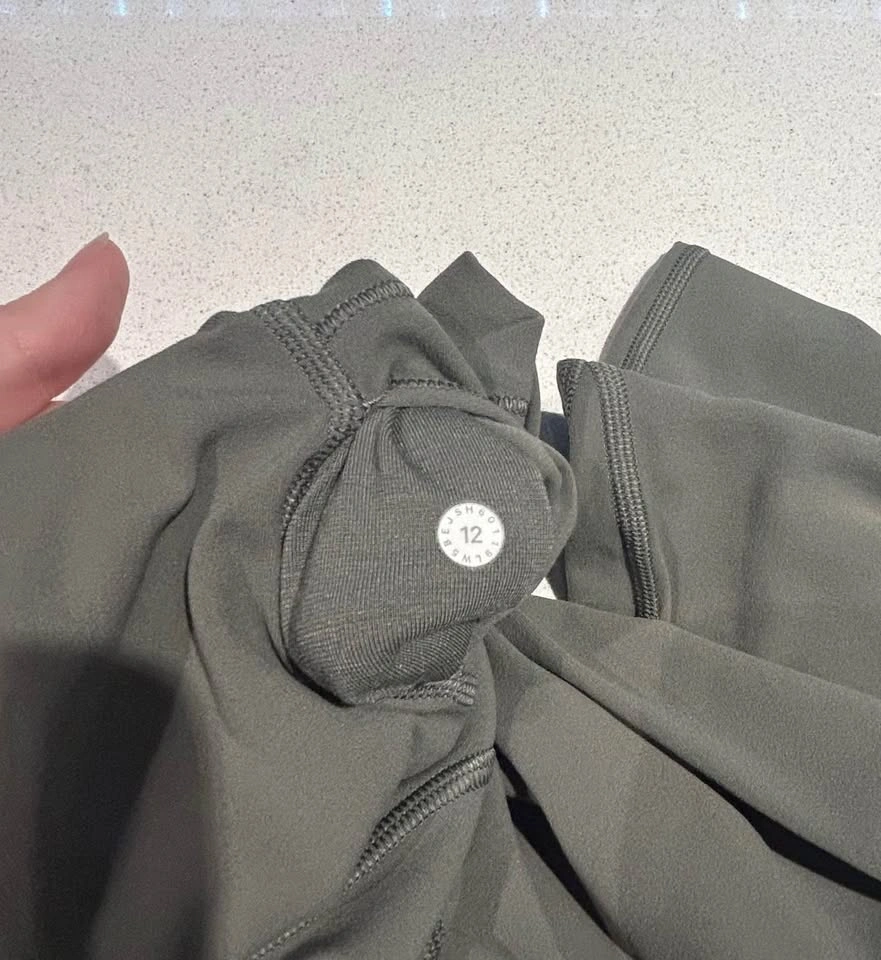 Lululemon Align™ High-Rise Pant 25" size 12 - photo 5