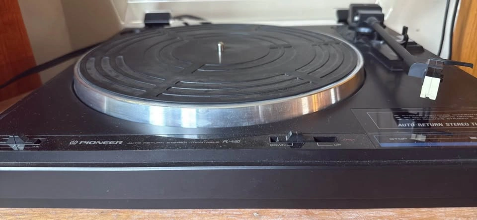 Pioneer PL-460 automatic belt-drive turntable - photo 3