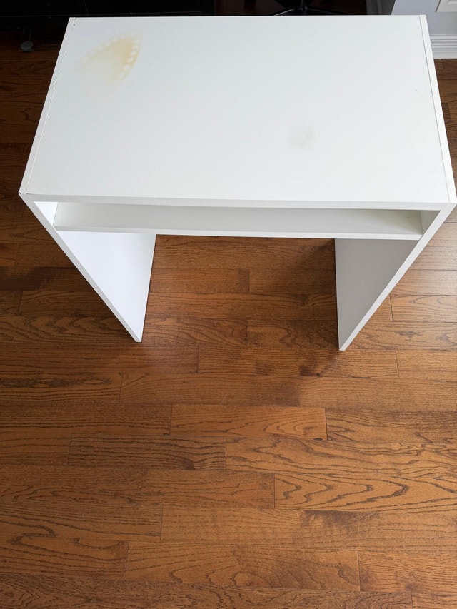 IKEA TORALD White Desk – Compact Study Desk – Excellent Conditio - photo 2