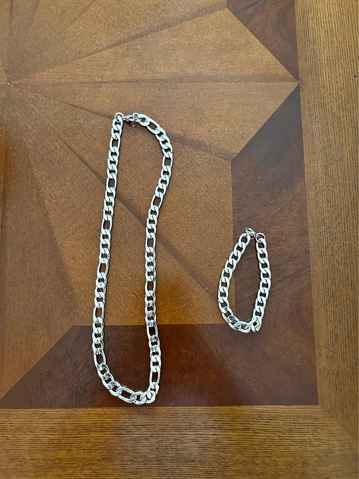 Silver Figaro Chain Necklace and Bracelet Set (Platted)