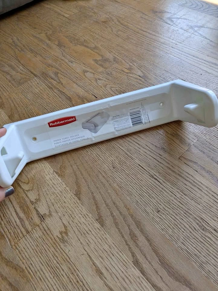 Paper towel holder (screws included)