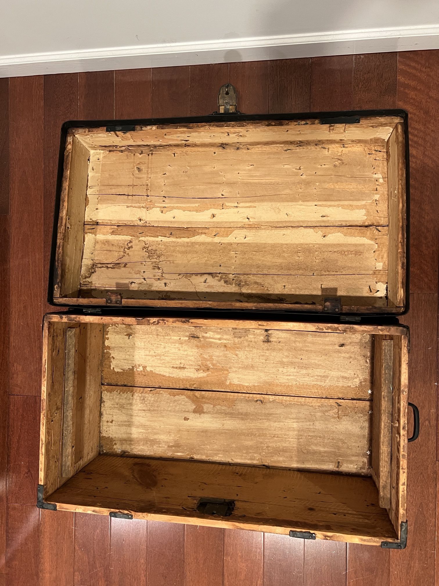 Antique Wooden Storage Trunk - photo 3
