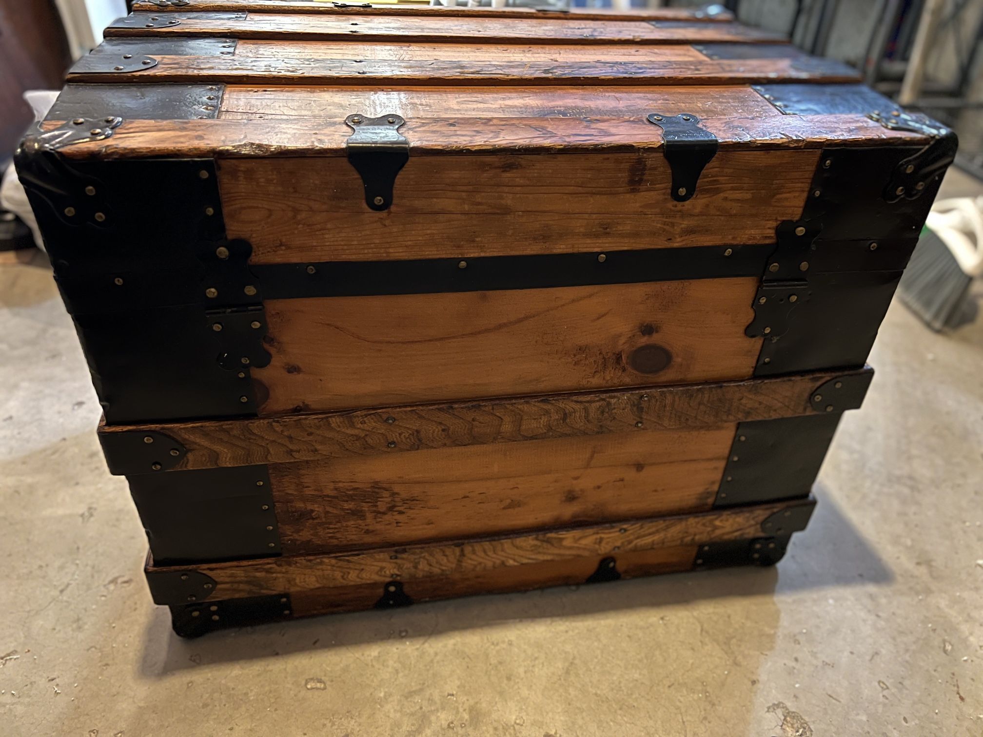Antique Wooden Steamer Trunk / Storage Chest - photo 4