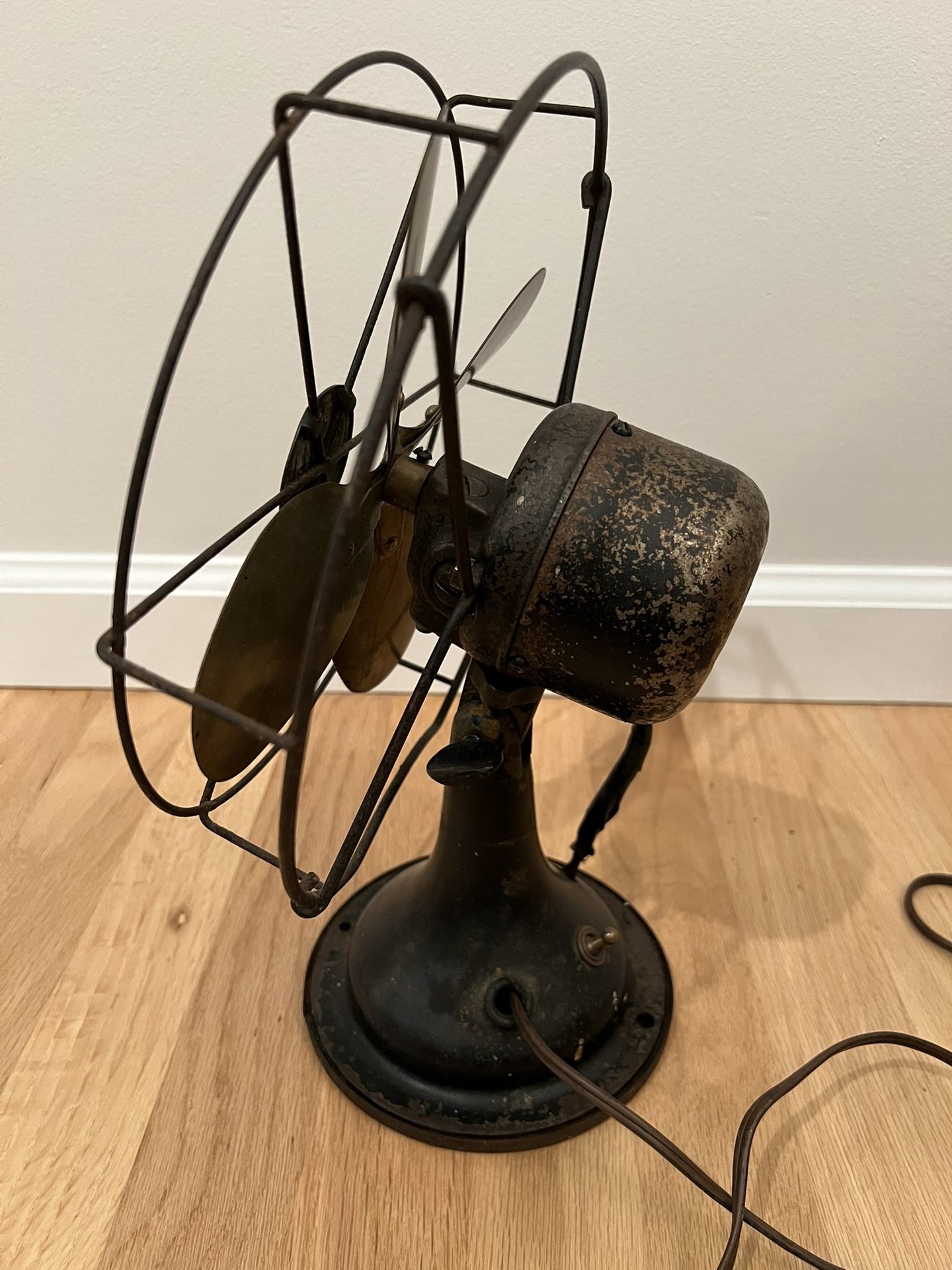 Diehl Antique Fan - photo 2