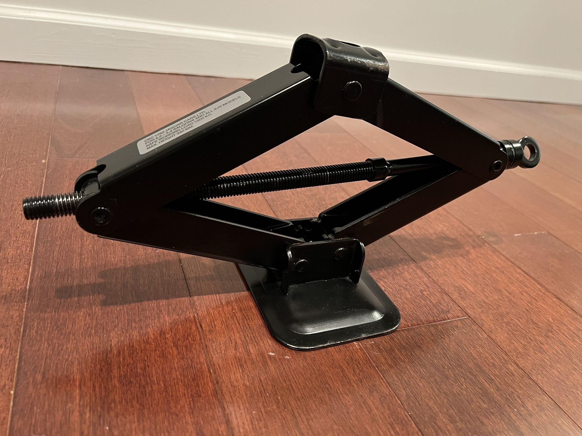 Scissor Car Jack For Jaguar - photo 5