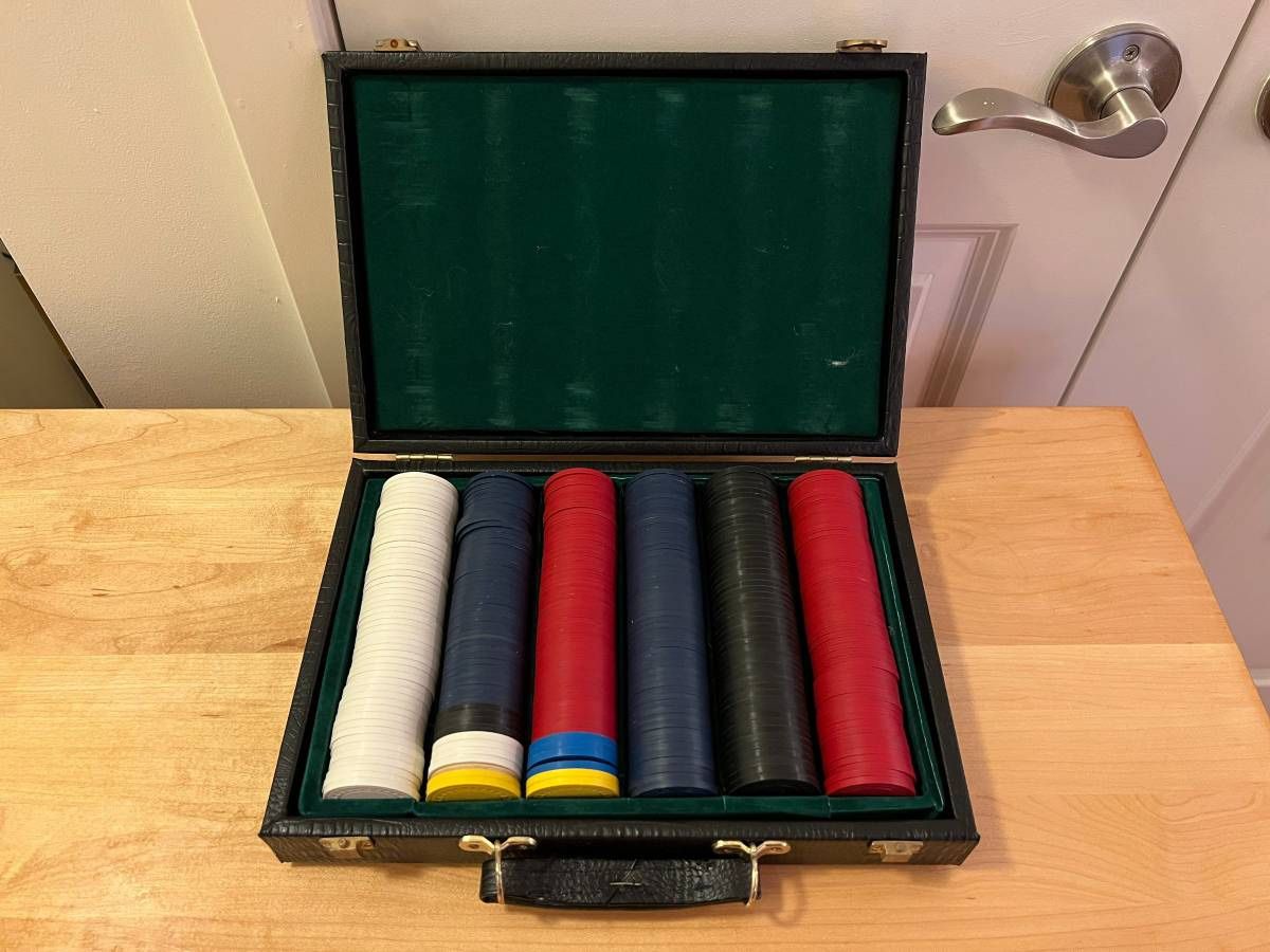 Poker Chips - Black Case - 316 Pieces