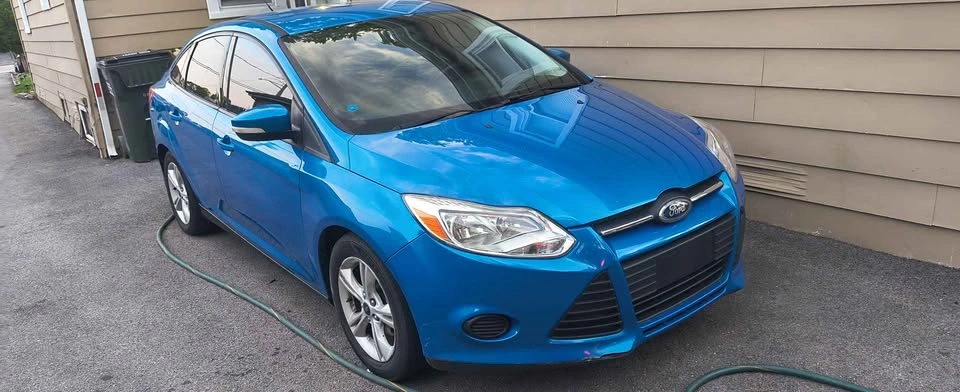 2014 Ford Focus SE Sedan 4D - photo 2
