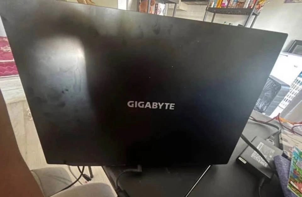 Gigabyte RTX Gaming Laptop - photo 3
