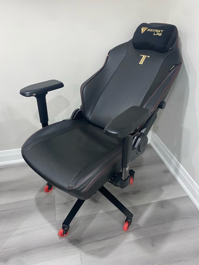 Secret Lab Titan Evo Gaming Chair - photo 2