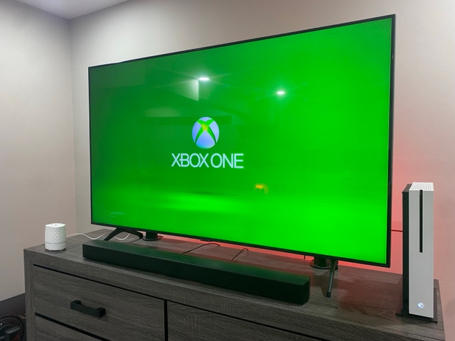 Microsoft Xbox One S - photo 2