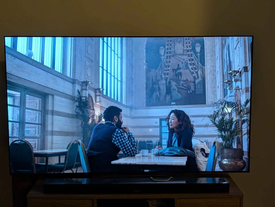 65" LG OLED TV evo C3 - photo 2