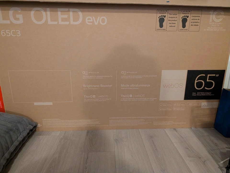 65" LG OLED TV evo C3 - photo 3