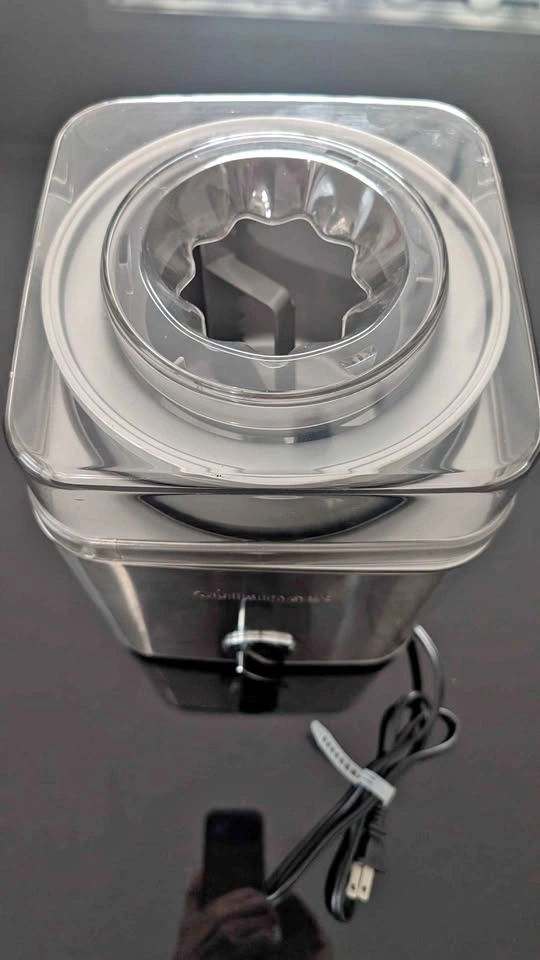 Cuisinart 2Qt Frozen Yogurt, Sorbet & Ice Cream Maker