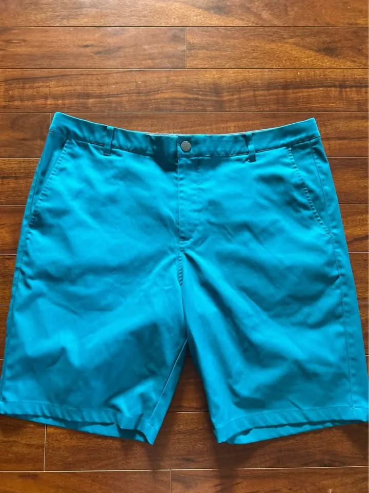 Men’s Golf Shorts (Lululemon & Puma) - Size 38 image indicator(8)