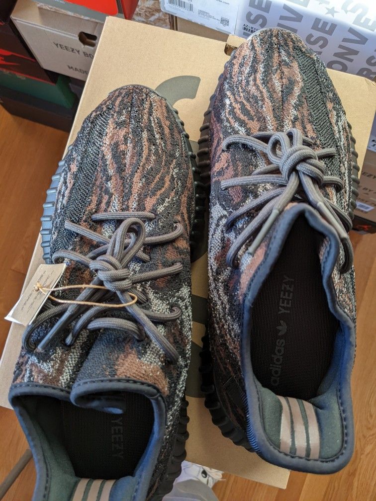 Yeezy 350 V2 Mx Rock Size 11 - photo 3